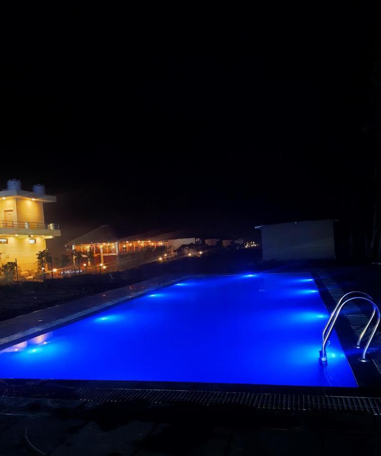 Corbett Veda Inn ラムナガル エクステリア 写真